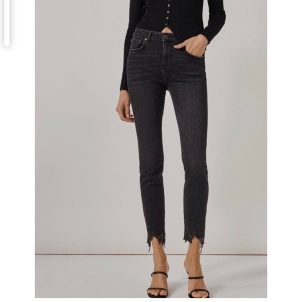 Zara frayed hem jeans